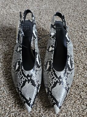 a new day Black & White Snake-Print Pointed Slingback Flats